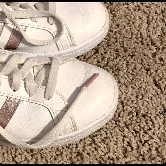 Rose Gold Adidas - Picture 5 of 7